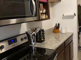 707 11th Ave S APT 8, Hopkins, MN 55343