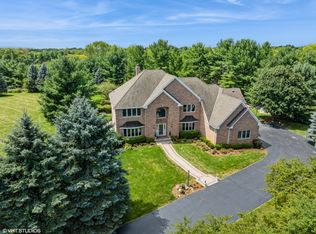 14 Moate Ln, Barrington Hills, IL 60010
