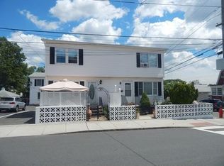 5 Cedar St, Everett, MA 02149