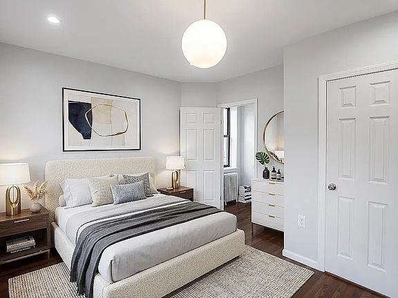 3rd image of 43 Underhill Ave #4