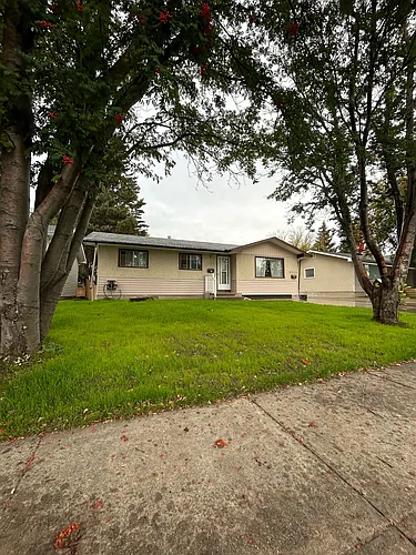 131 Deborah Cres Photo 1