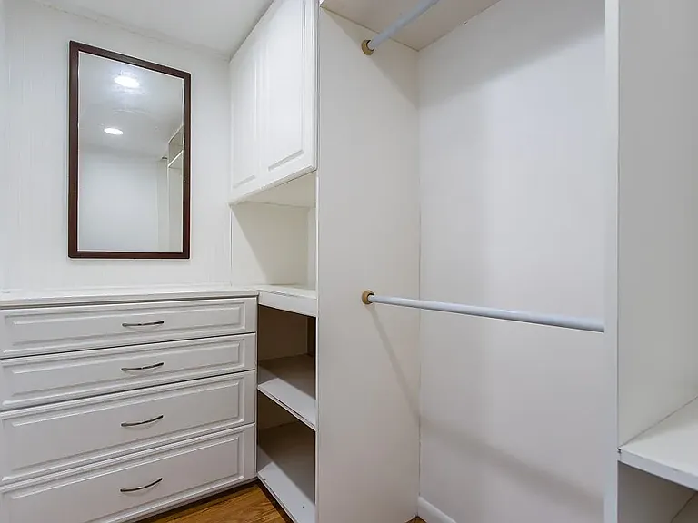545 Burgoyne Rd #2 — Photo 7