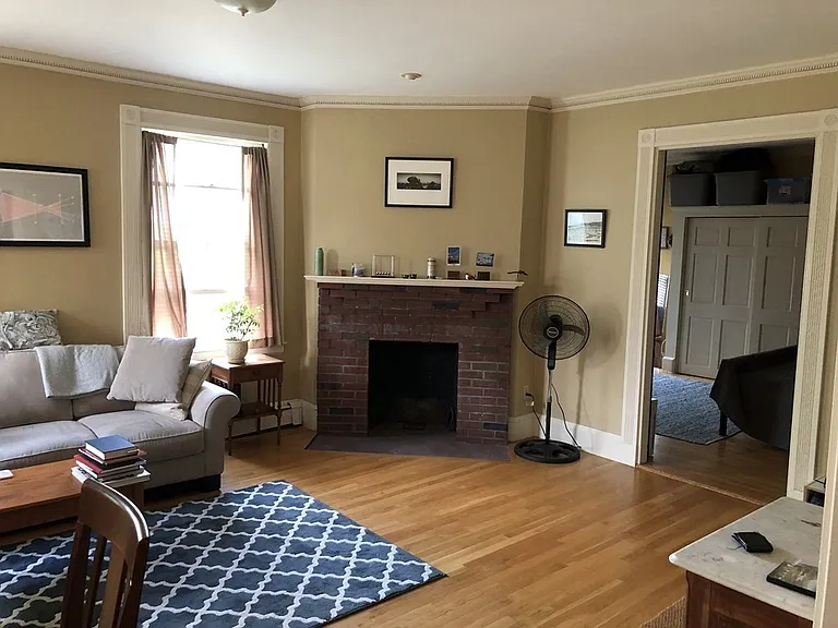 31 Auburn St #1 — Photo 2