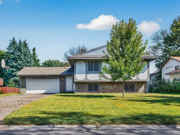 7608 Newton Ave N, Brooklyn Park, MN 55444