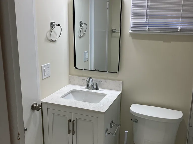 5 Robbins Rd — Photo 16