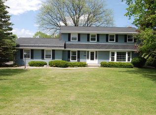 16500 Burleigh Pl, Brookfield, WI 53005