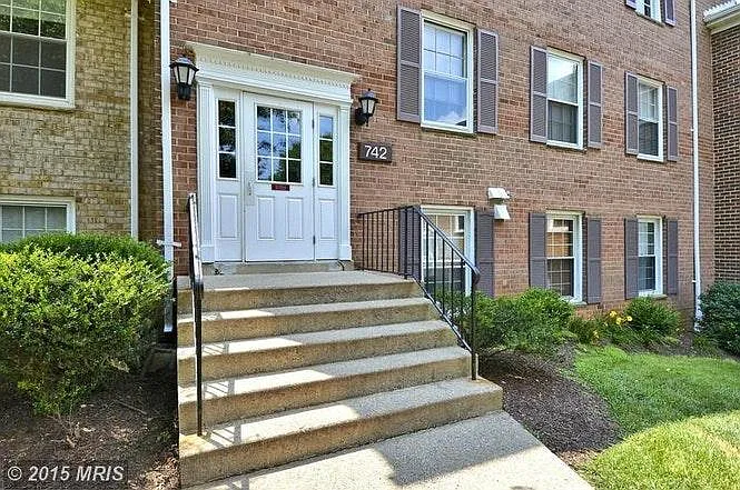 742 Quince Orchard Blvd #T1 — Photo 9