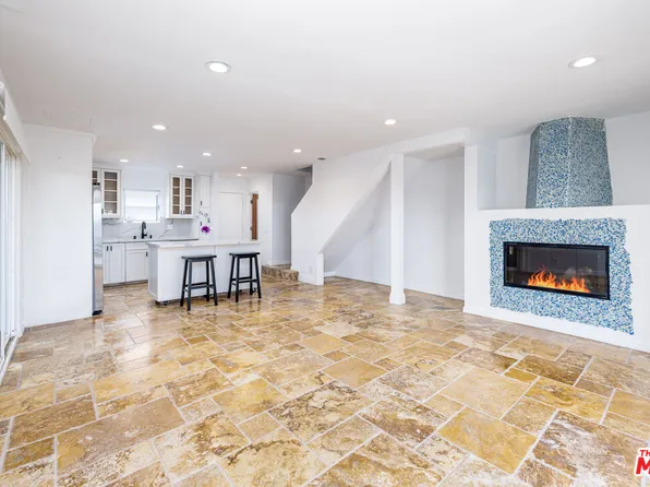 28711 Pacific Coast Hwy APT 30, Malibu, CA 90265