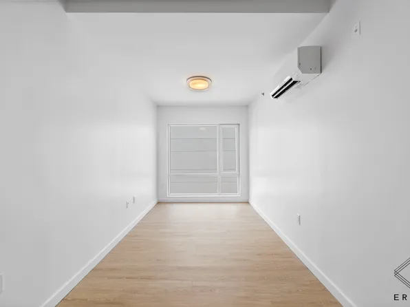 80 Linden Boulevard image 20 of 24