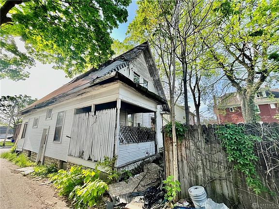 3rd image of 14 Parnell Ave