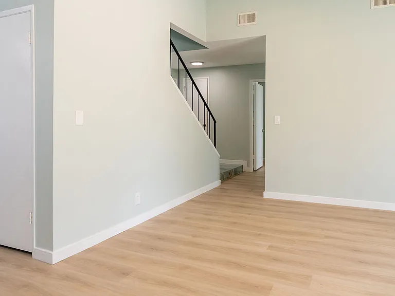 16771 Glenhaven Ln — Photo 6