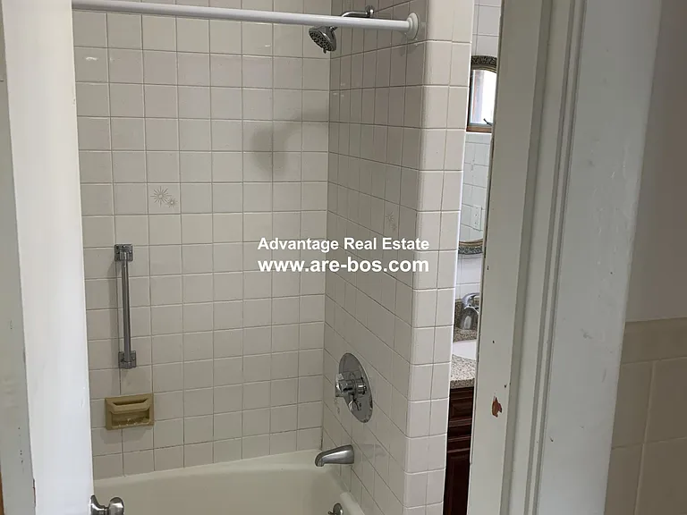 15 Harding St #2 — Photo 11