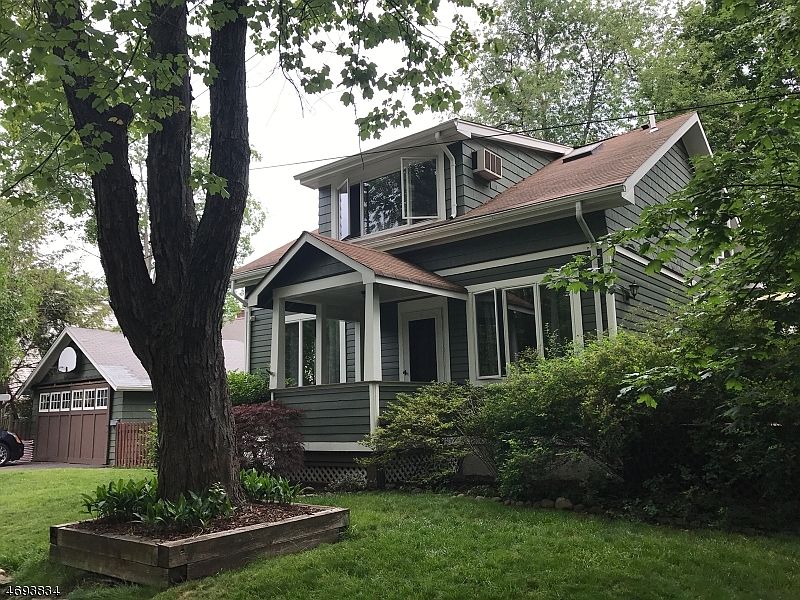 1st image of 24 Park Ave