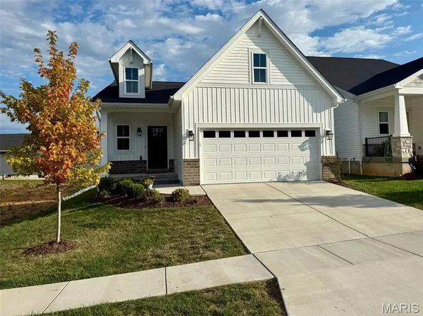 6529 Anna Grace Ln, Saint Louis, MO 63123
