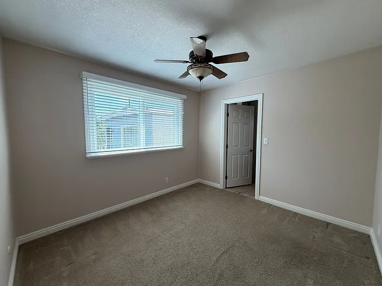 4437 Mentone St #8 — Photo 6