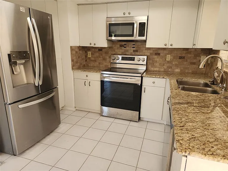 749 N Jefferson Ave #749 — Photo 5