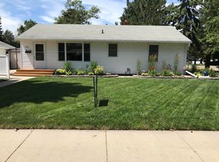 1736 Marshall Rd, Aberdeen, SD 57401