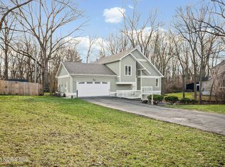 1125 Glen Meadow Dr, Findlay, OH 45840