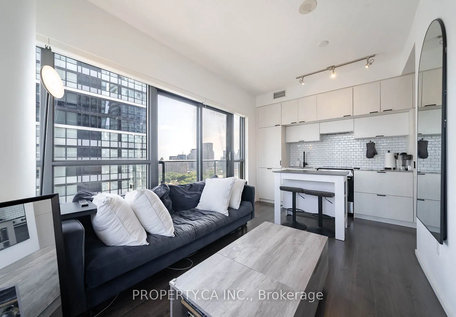 2 bed, $2,750 — Photo 2