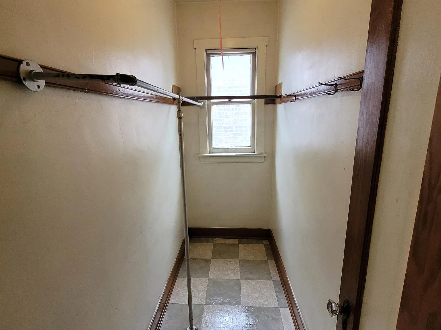 2 bed, $1,200 — Photo 4