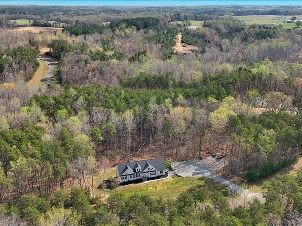 90 Ferncrest Ct, Roxboro, NC 27574