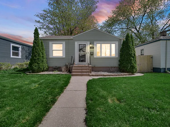 133 N Delaware St, Hobart, IN 46342