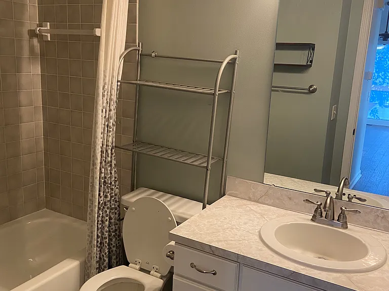 3515 Comstock Ave — Photo 18