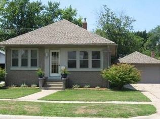 1117 Saunders Ave, Hastings, NE 68901