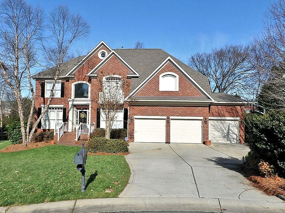1st image of 8601 Briar Oak Ct