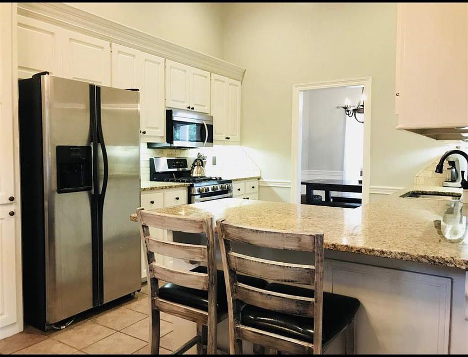 2nd image of 103 Evergreen Way