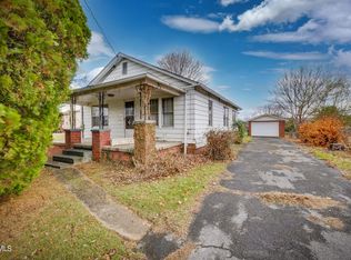 233 Gray Station Rd, Gray, TN 37615