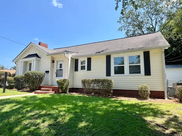 323 College St, Carrollton, GA 30117