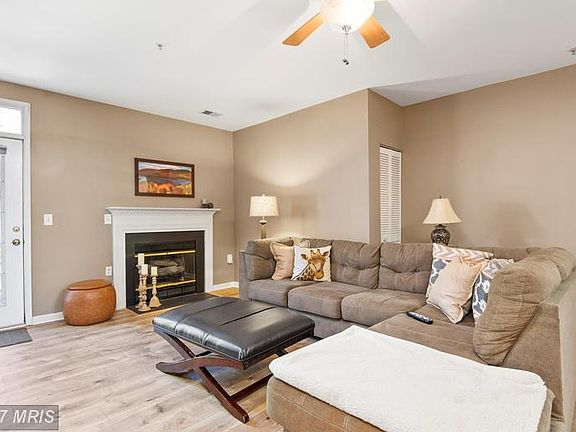 4th image of 2446 Wentworth Dr #2446