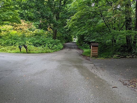 2nd image of 763 Blowing Cave Rd Lot 0