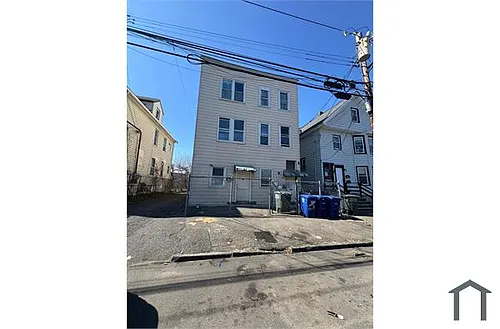 265 6th St Photo 1
