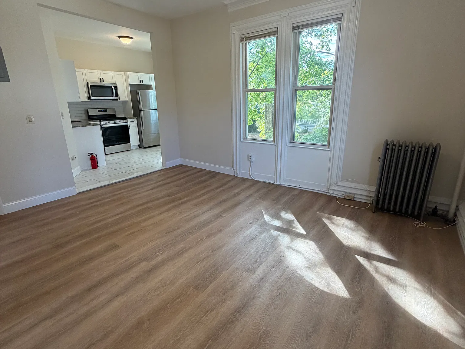 203 S 4th Ave — Photo 3