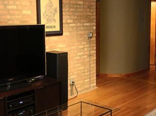 1657 W Pratt Blvd #AG, Chicago, IL 60626