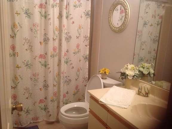 3rd image of 81 Emerald Woods Dr APT M7