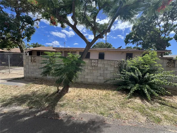 84-760 Upena St, Waianae, HI 96792