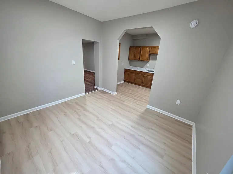 617 W Turner St — Photo 4