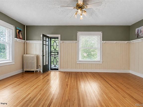 2nd image of 1356 N Pearl Street #202