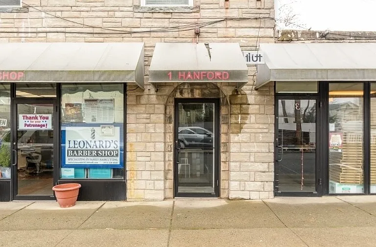 389 Bloomfield Ave — Photo 1