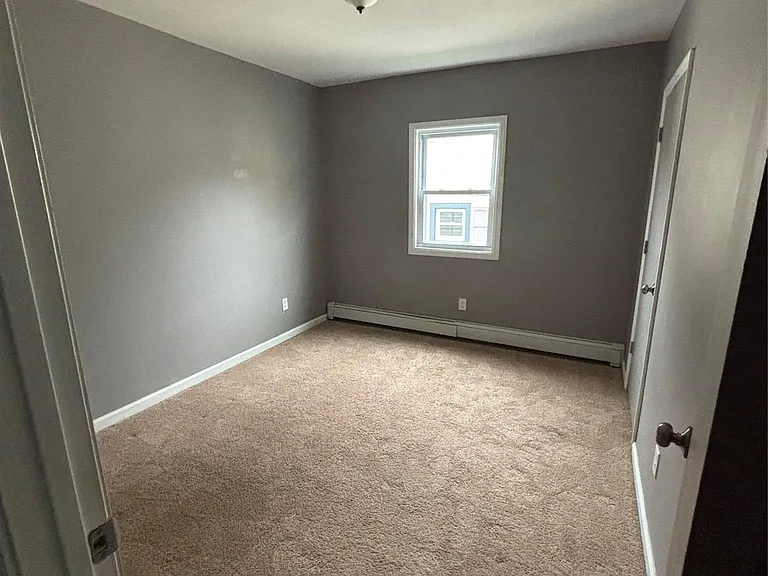 54-56 Valley Ave — Photo 11