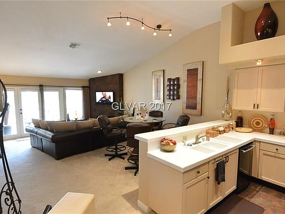 4th image of 7649 Rolling View Dr Unit 201