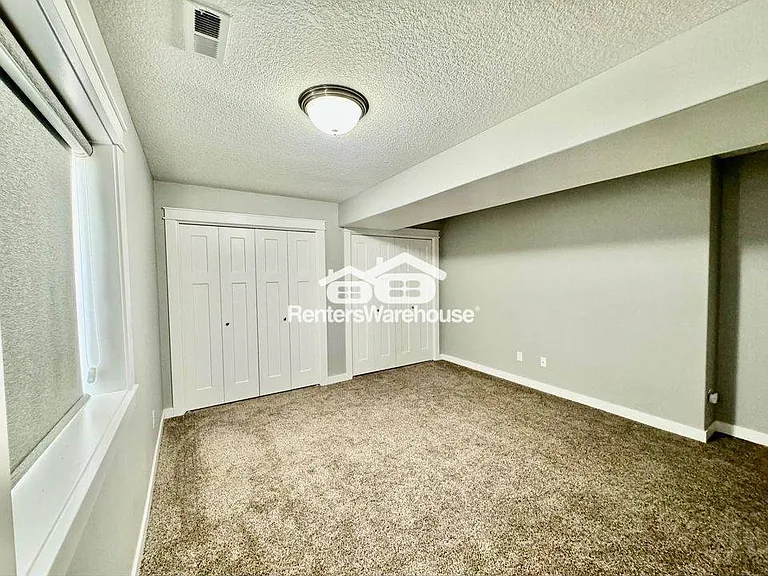 602 SW Magazine Rd — Photo 31