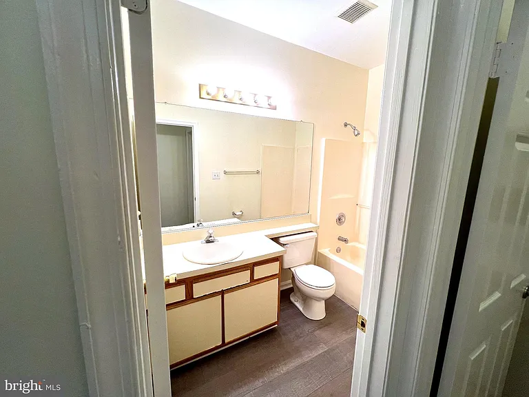 604 Moonglow Rd #102 — Photo 14