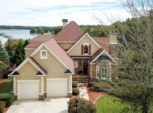 6732 Holiday Point, Buford, GA 30518