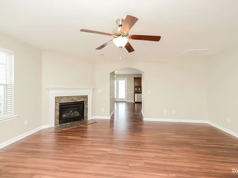 5787 Midstream Cir — Photo 7