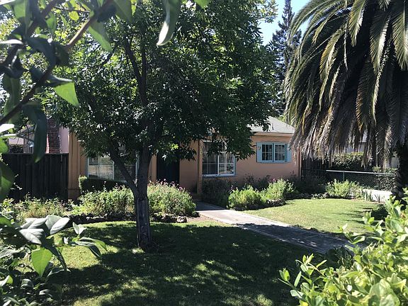 5th image of 397 Rosewood Ave