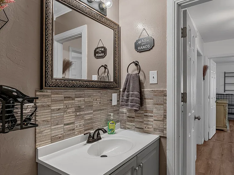 6014 Fairfield Ave — Photo 26
